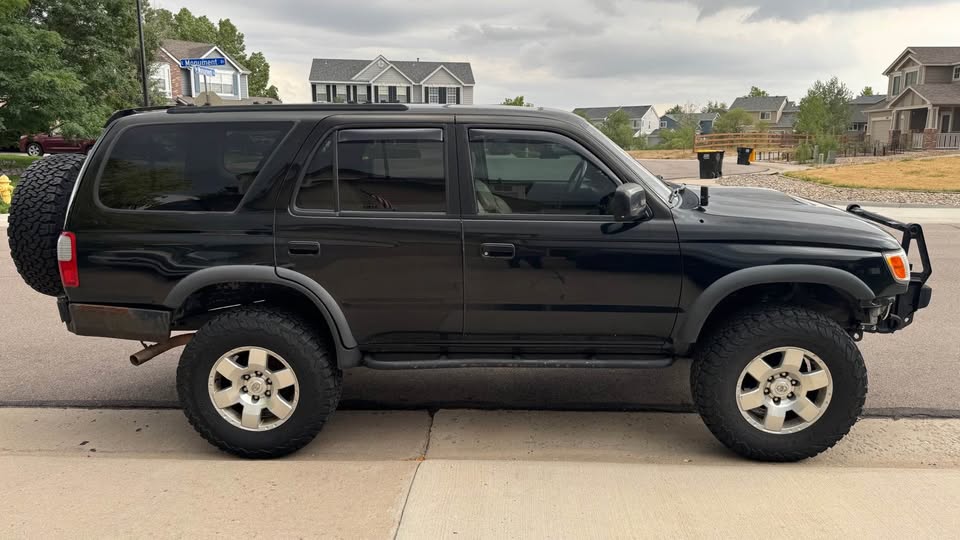 1999 Toyota 4Runner SR5 Sport Utility 4D in Castle Rock, CO (photo 6) — photo 6
