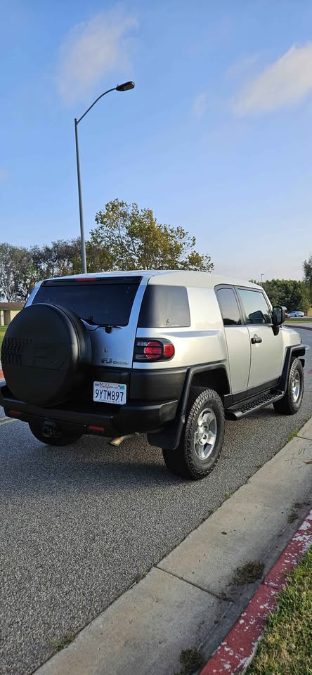 2008 Toyota FJ Cruiser · Sport Utility 2D in El Monte, CA (photo 6) — photo 6