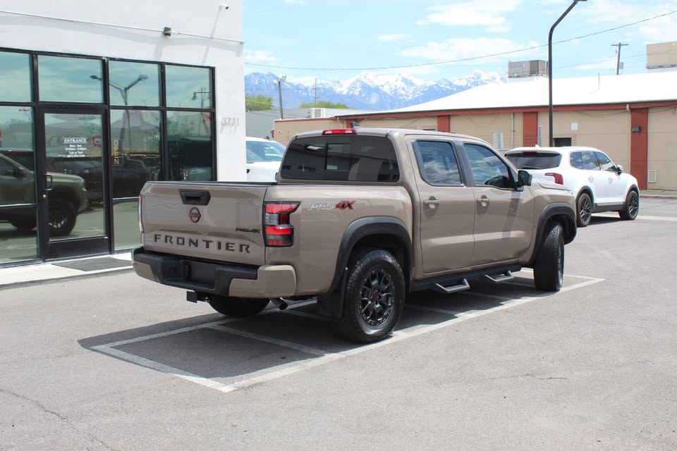 2024 Nissan Frontier PRO 4X (photo 6) — photo 6
