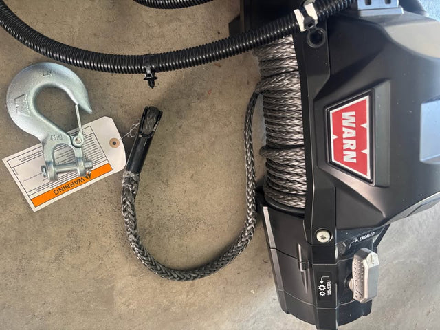 Warn Zeon 10S Winch Ford Bronco — photo 3