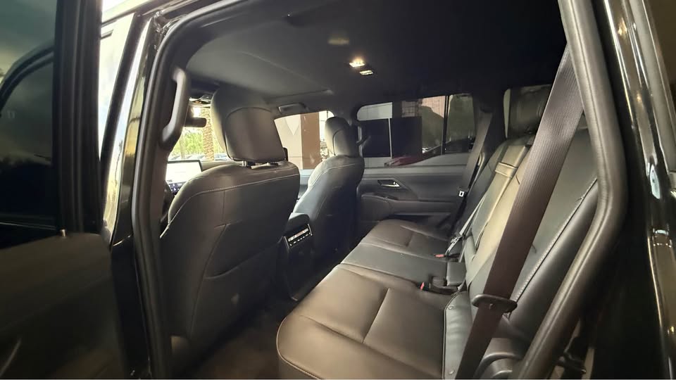2025 Lexus GX · GX 550 Premium Plus in Scottsdale, AZ (photo 10) — photo 10