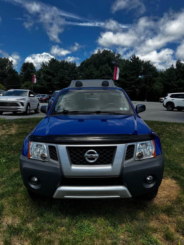 2015 Nissan Xterra · PRO-4X Sport Utility 4D — photo 2
