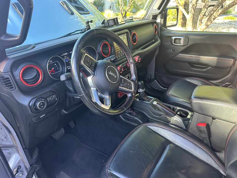 2020 Jeep Gladiator Rubicon Launch Edition in Cloverdale, CA (photo 8) — photo 8