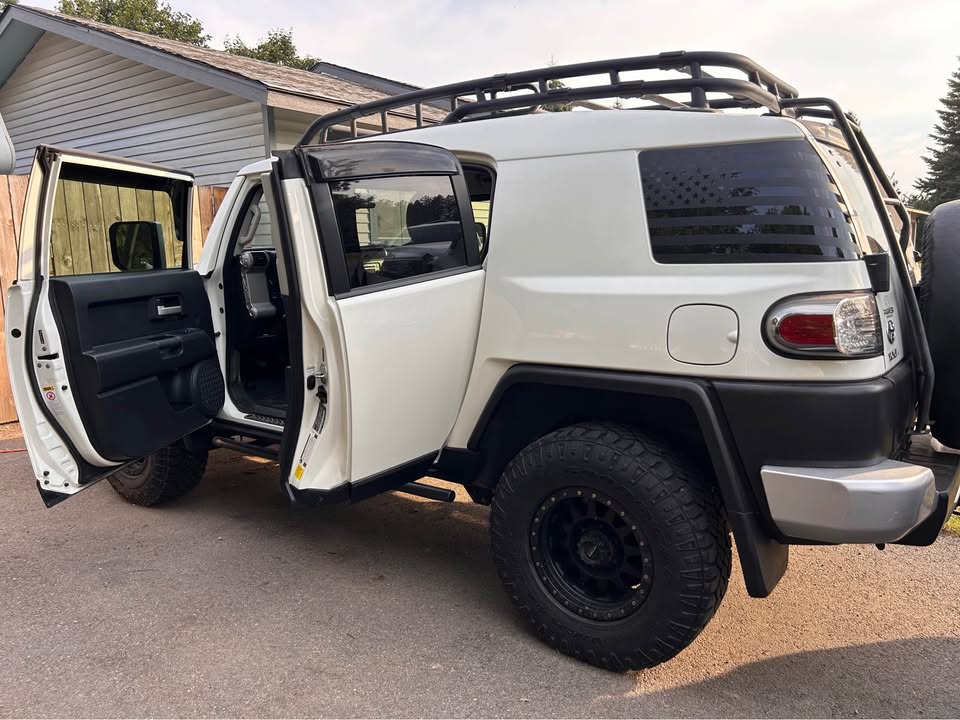 2014 Toyota FJ Cruiser in Post Falls, ID (photo 7)
