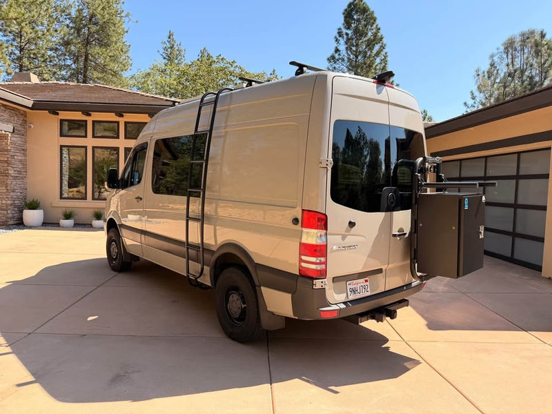2016 Mercedes-Benz sprinter 4x4 2500 | van specialties | garage kept | 85k miles (photo 5) — photo 5