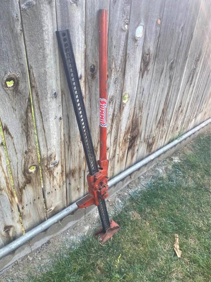 Farm hi lift jack in Yakima, WA (photo 1) — photo 1