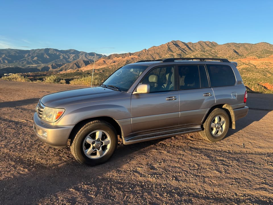 2007 Toyota land cruiser in Canon City, CO (photo 2) — photo 2