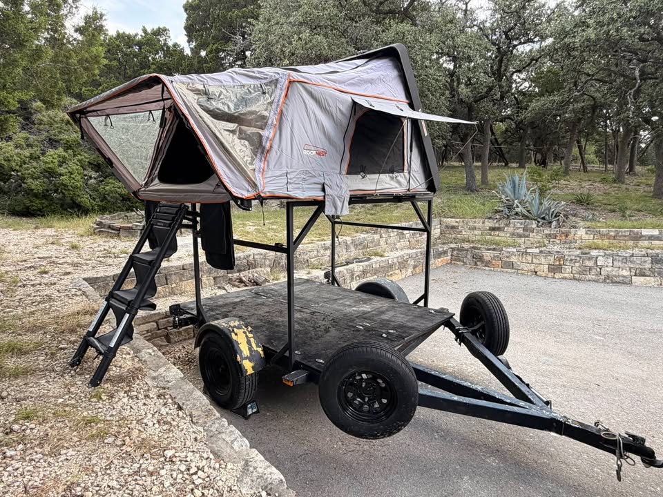 Roofnest Condor 2 XL Rooftop Tent in Helotes, TX (photo 3) — photo 3