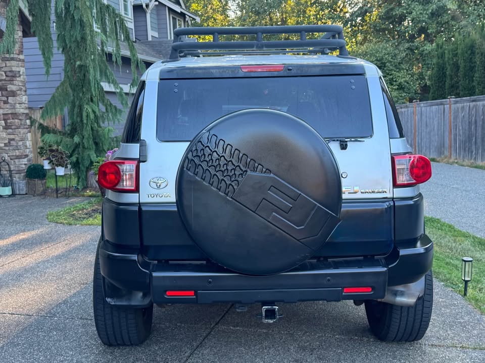 2007 Toyota FJ Cruiser · Sport Utility 2D in Lake Stevens, WA (photo 6) — photo 6