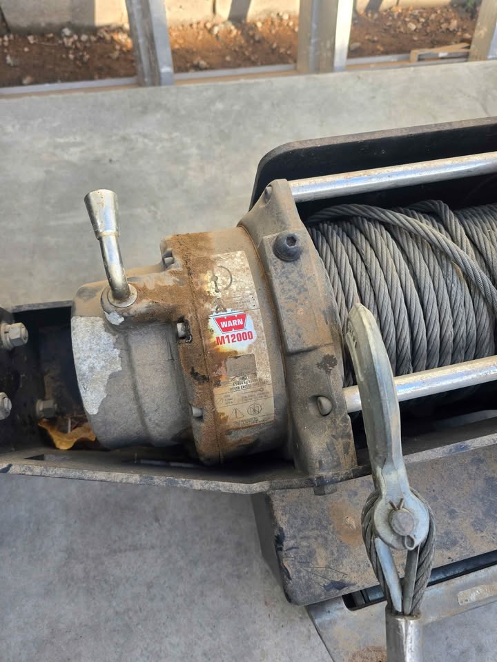 12k warn winch in Apache Junction, AZ (photo 2)