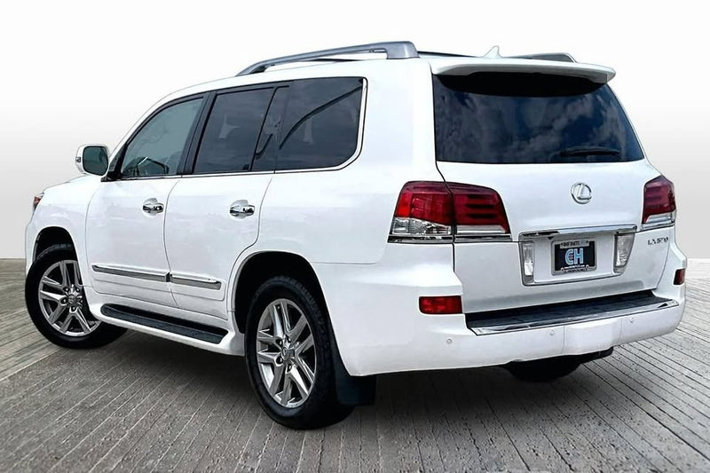 2015 Lexus LX 570 — 109k Miles in Clarendon Hills, IL (photo 5) — photo 5