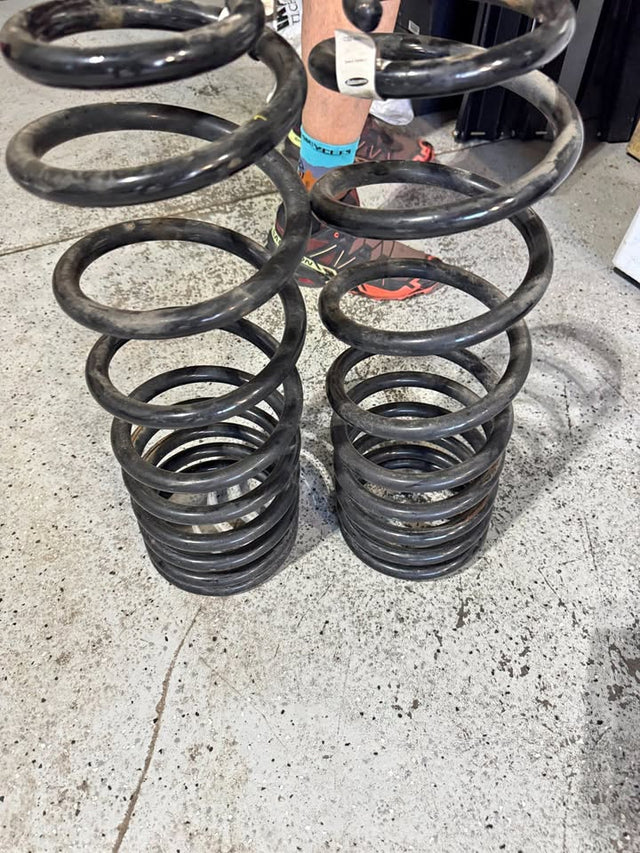 Dobinsons 2" Rear Lift Springs (Heavy Duty / 550-770lb Load) – 2022+ Toyota Tundra (C59-845V) in Denver, CO (photo 1)