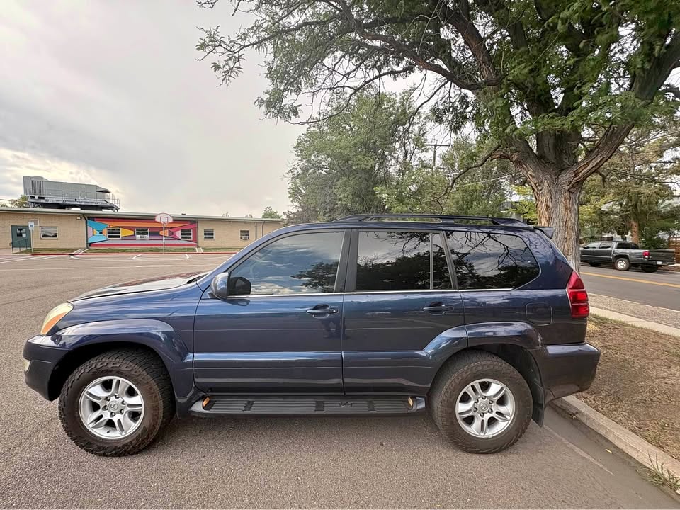 2004 lexus gx470 in Denver, CO (photo 1) — photo 1