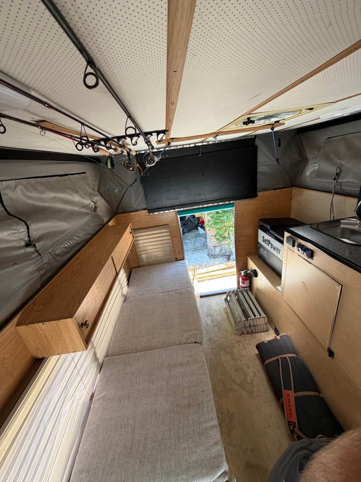 Four wheel camper grand by (rebuilt) in Porter Ranch, CA (photo 6) — photo 6