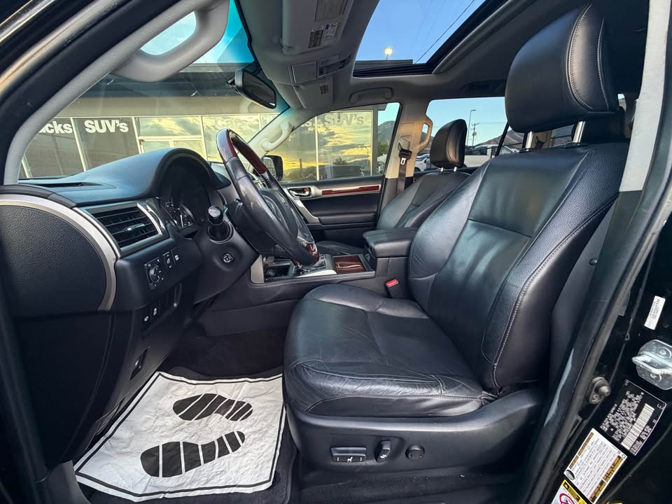 2014 Lexus GX · GX460 AWD (photo 4) — photo 4