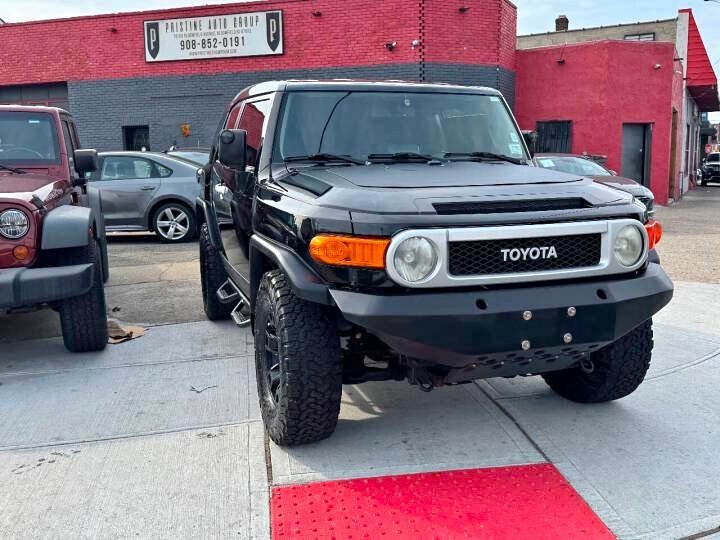 2010 Toyota FJ Cruiser in Clifton, NJ (photo 1)