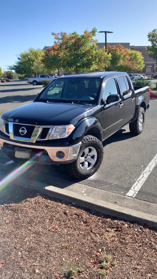 2010 Nissan Frontier Crew Cab · SE 4D in Santa Rosa, CA (photo 1) — photo 1