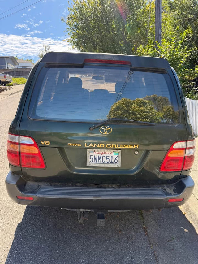 2000 Toyota Land Cruiser 4WD – 189k Miles – 2 Owner – Runs Great — photo 2