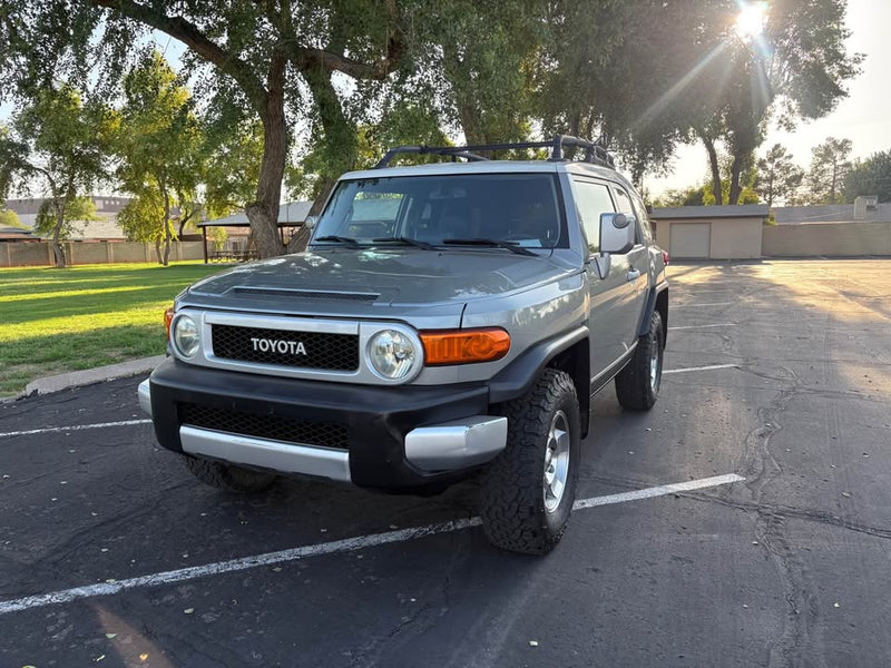 2010 Toyota FJ Cruiser · Sport Utility 2D in Mesa, AZ (photo 2) — photo 2