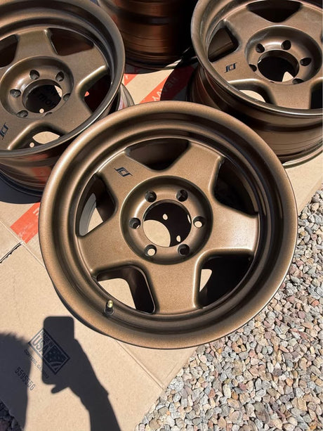 SCS F5 Wheels 17x8.5 + lugs in Rio Rancho, NM (photo 4)