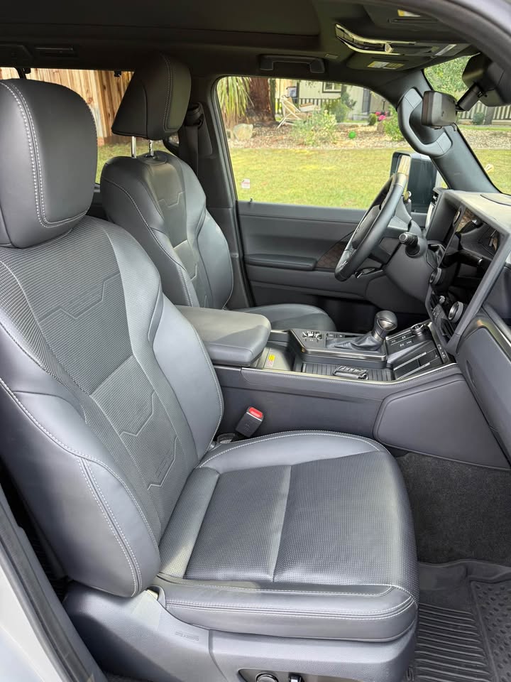 2024 Lexus GX · GX 550 Luxury + in Roseville, CA (photo 11) — photo 11