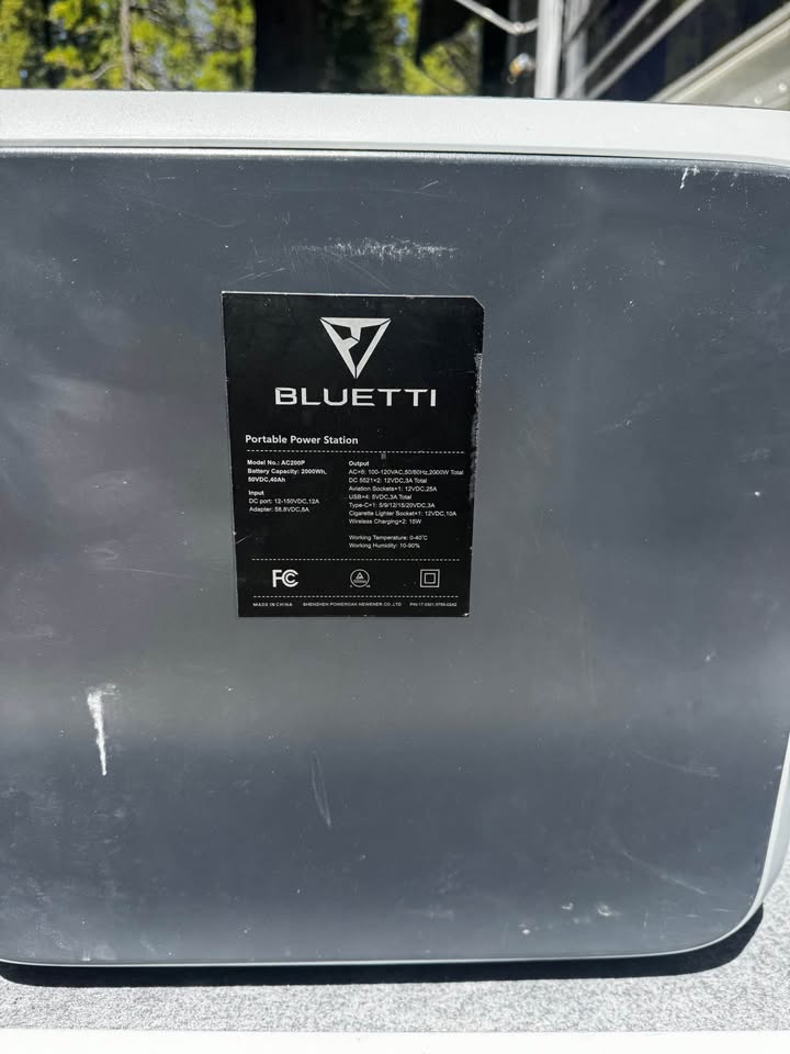 BLUETTI AC200P in Truckee, CA (photo 3) — photo 3