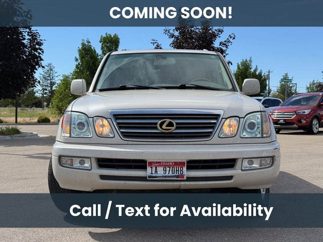 2004 Lexus LX · LX 470 Sport Utility 4D — photo 2
