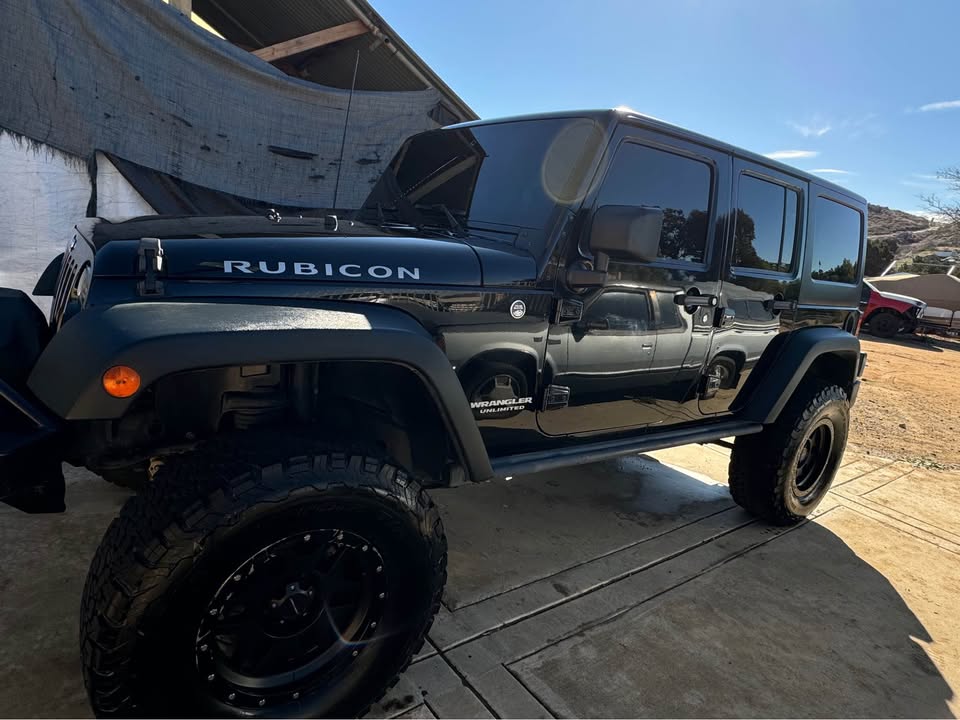 2015 Jeep Wrangler Unlimited · Rubicon (JK) Sport Utility 4D in Tucson, AZ (photo 4) — photo 4