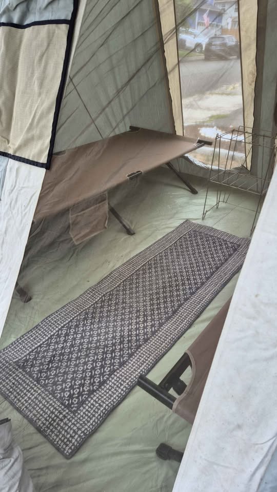 Springbar Traveler 10x10 canvas tent, cots, etc in Bremerton, WA (photo 4) — photo 4