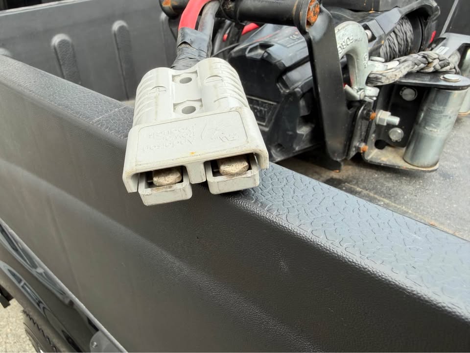 Warn VR10 Evo 10K Winch w/Synthetic Rope in Tumwater, WA (photo 7) — photo 7