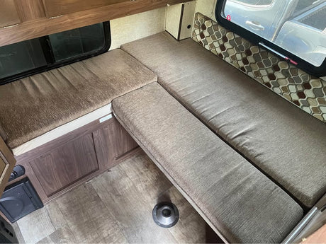 2015 palomino pop up truck bed camper in Fairview, OR (photo 5)