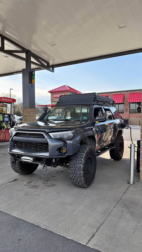 2017 Toyota 4Runner · SR5 Sport Utility 4D