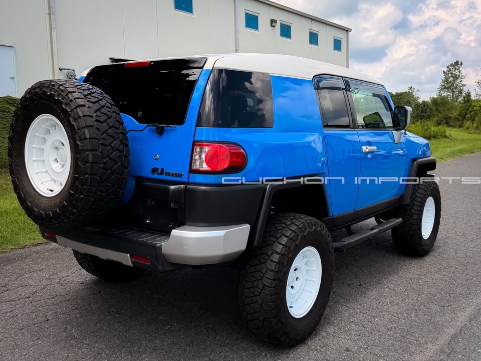 2007 Toyota FJ cruisers (photo 3) — photo 3