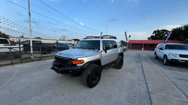 2007 Toyota FJ Cruiser · Sport Utility 2D — photo 3