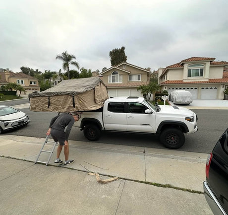 Smittybilt XL rooftop tent in Laguna Hills, CA (photo 3)
