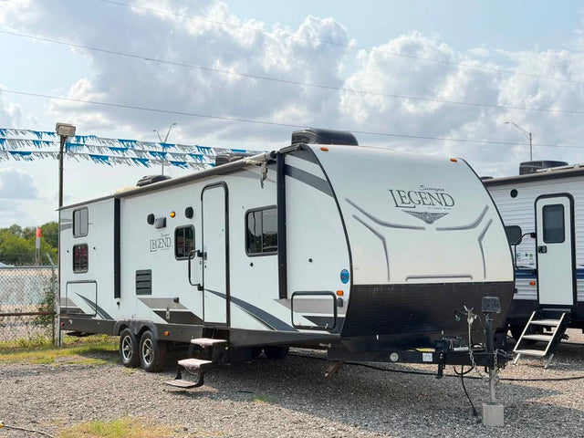 2019 Intech Legend RV 33 pies — photo 2