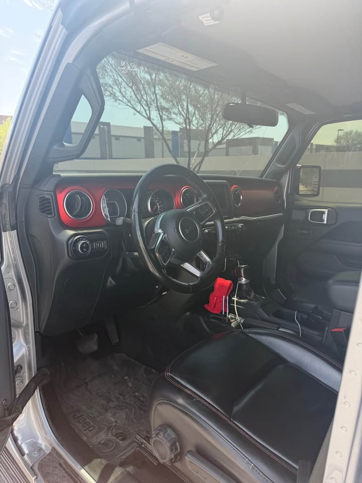 2020 Jeep Gladiator · Rubicon Pickup 4D 5 ft (photo 5) — photo 5