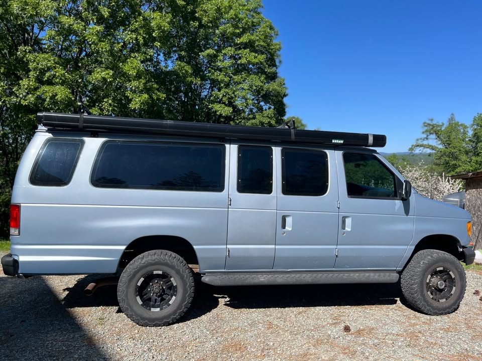 2000 Ford E350 7.3 L Super Duty Diesel EX-L in Nevada City, CA (photo 11) — photo 11