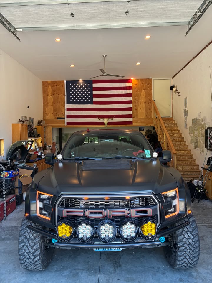 2019 Ford raptor in Port Angeles, WA (photo 10) — photo 10