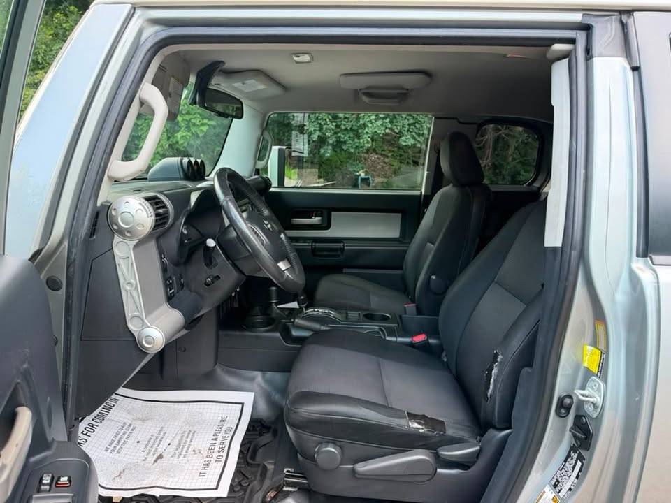 2010 Toyota FJ Cruiser in Paterson, NJ (photo 11) — photo 11