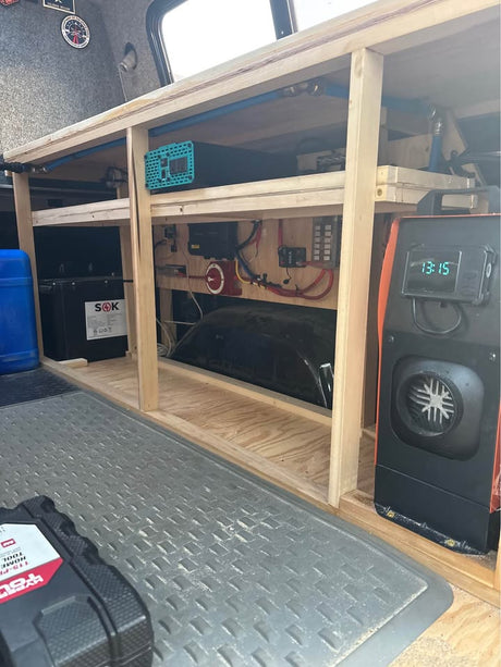 2024 Chevrolet Silverado 1500 Crew Cab · Custom Pickup 4D 5 3/4 ft in Huntington Beach, CA (photo 8)