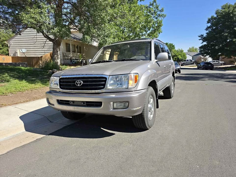 2001 Toyota Land Cruiser in Commerce City, CO (photo 1) — photo 1
