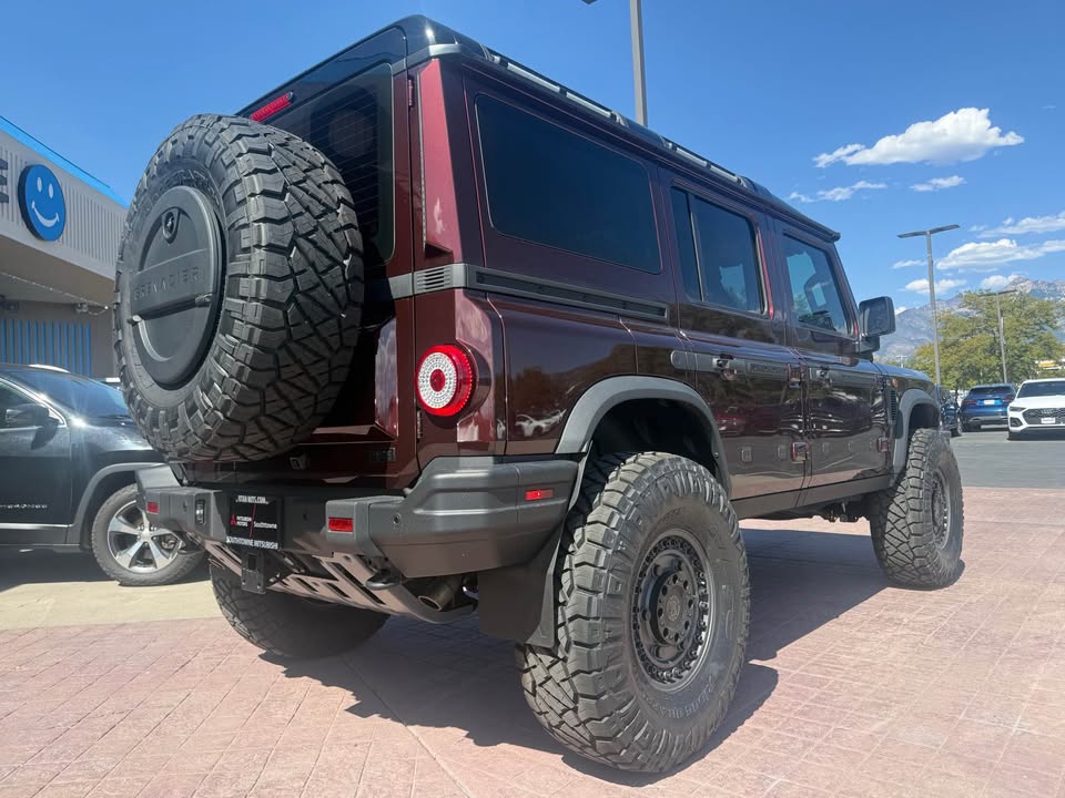 2025 INEOS Grenadier · Station Wagon (photo 4) — photo 4
