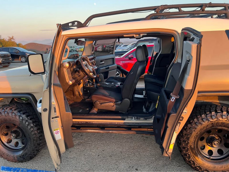 2012 Toyota FJ Cruiser 4WD – 4.88 Gears – 35s – Ironman Suspension – Rear Locker in Escondido, CA (photo 9) — photo 9
