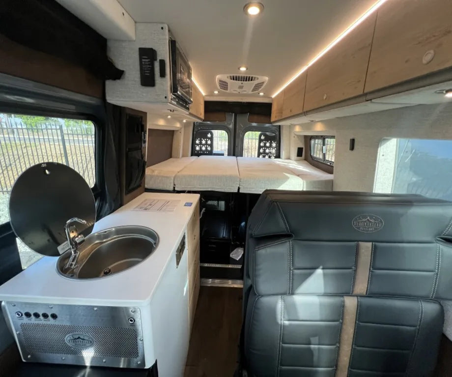 2026 Storyteller Overland BEAST MODE BEAST-AWD (photo 5) — photo 5