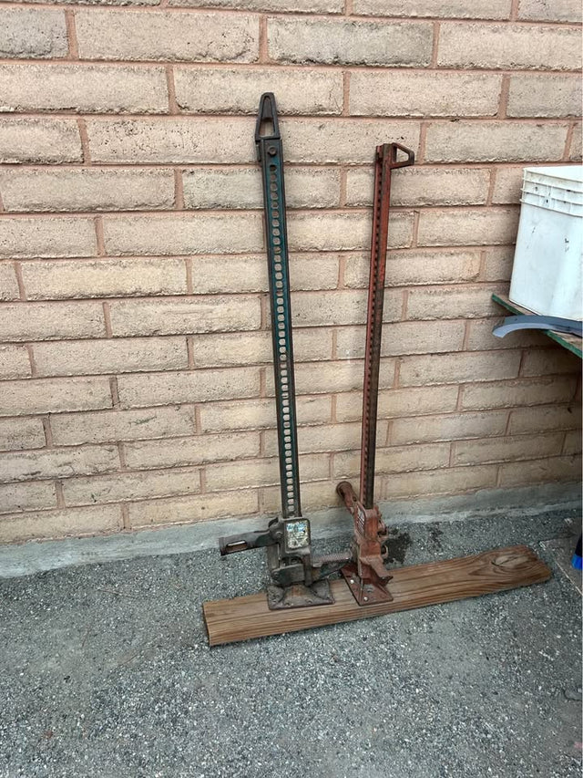 Hi-Lift and Handyman Farm Jacks — photo 3