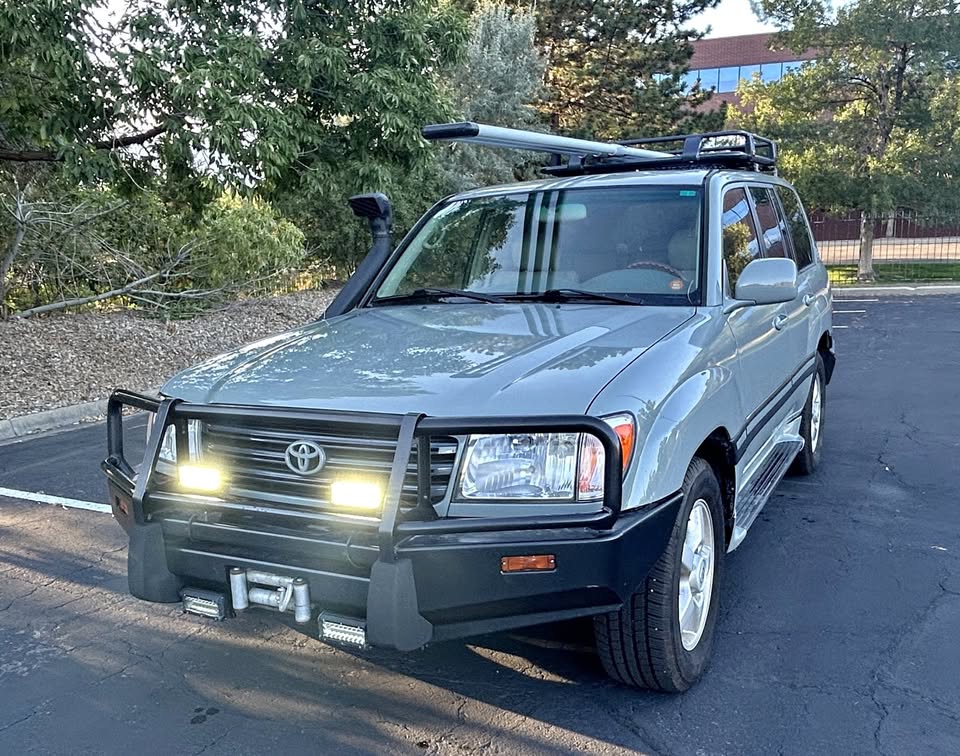2003 Toyota Land Cruiser in Boulder, CO (photo 1)
