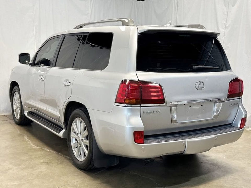 2008 Lexus LX 570 in Addison, IL (photo 9) — photo 9