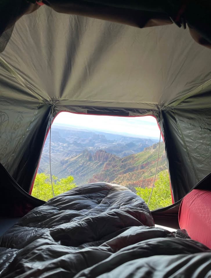 Hardshell 2-person iKamper Rooftop Tent + free accessories (165 lbs, quick setup) in Edgewater, CO (photo 9) — photo 9
