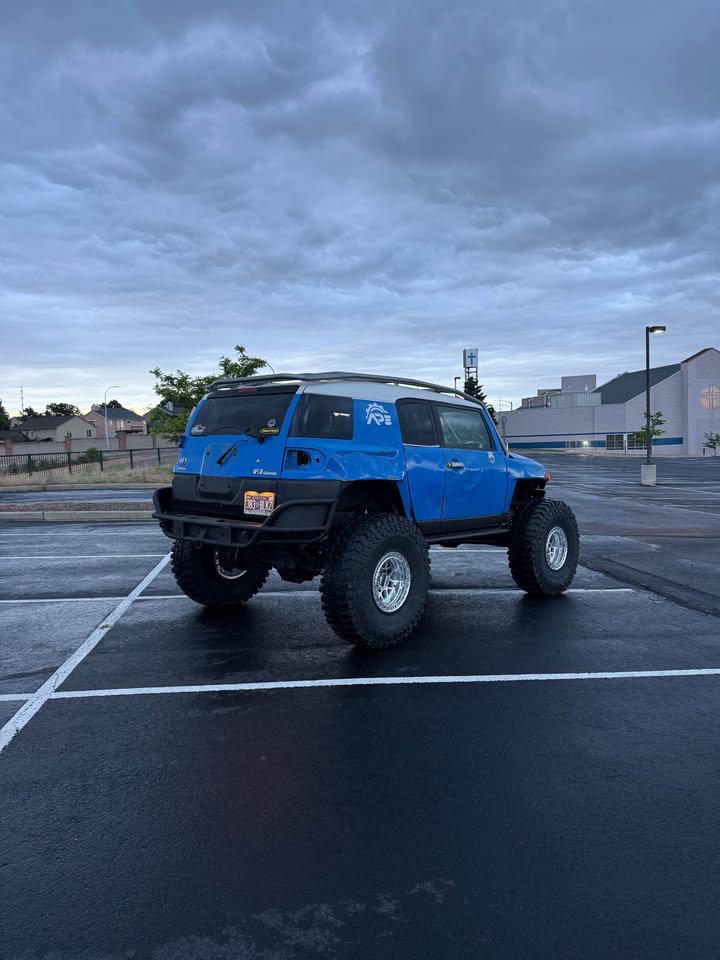 2007 Toyota FJ Cruiser in Colorado Springs, CO (photo 5)